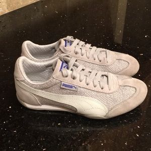 Puma Women’s Sneakers Size 6 Like New! More like